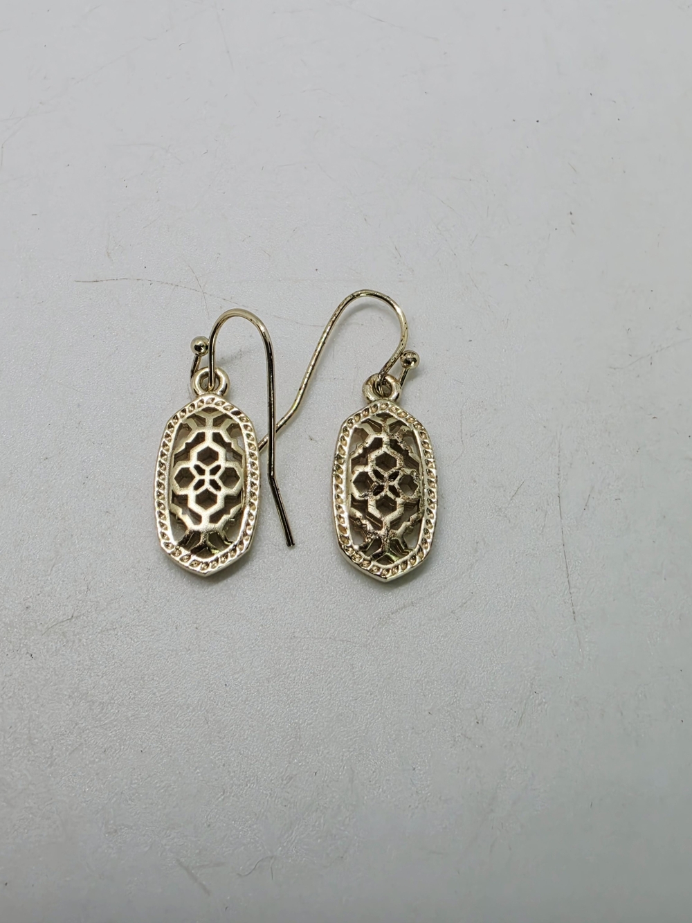 Kendra Scott Lee Drop Earrings Gold Plated Openwork Medallion Filigree Hook